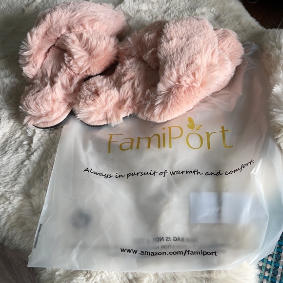 Pink Fluffy Faux Fur Slippers - Picture 8 of 9